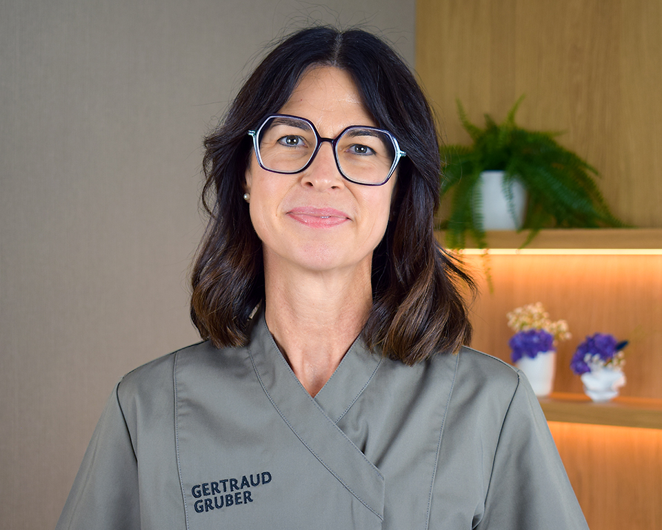 Eine von 1200 Gertraud Gruber Fachkosmetikerinnen