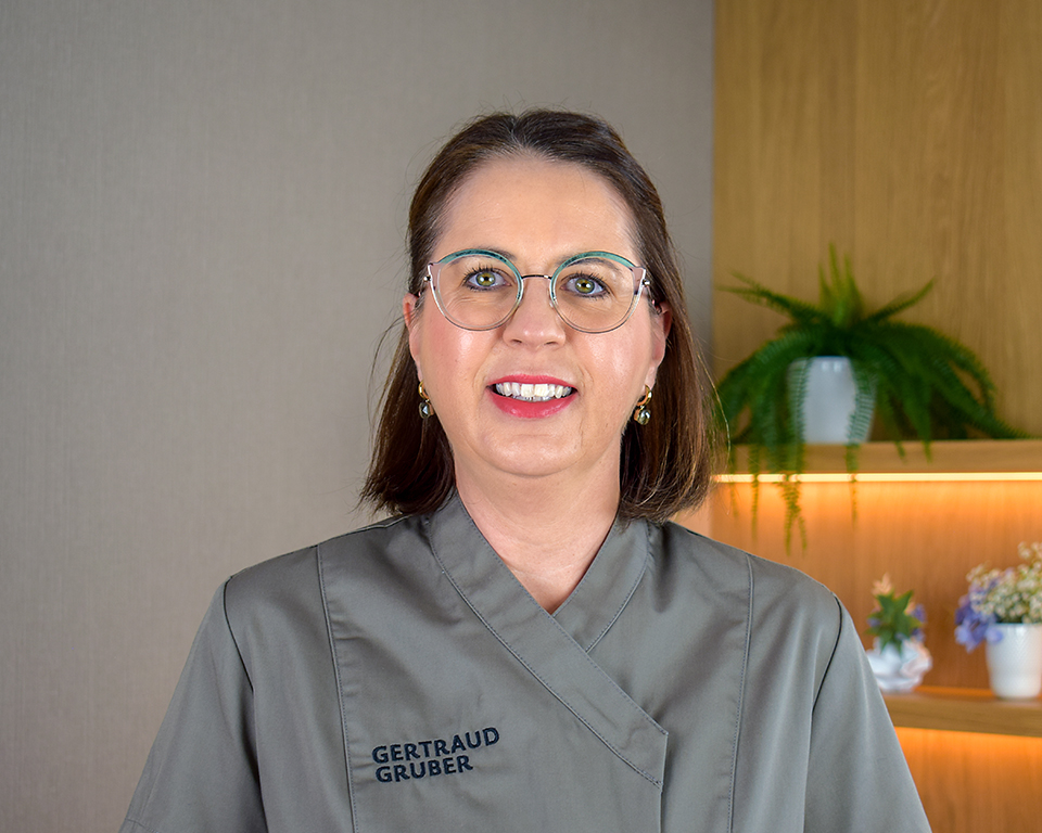 Eine von 1200 Gertraud Gruber Fachkosmetikerinnen